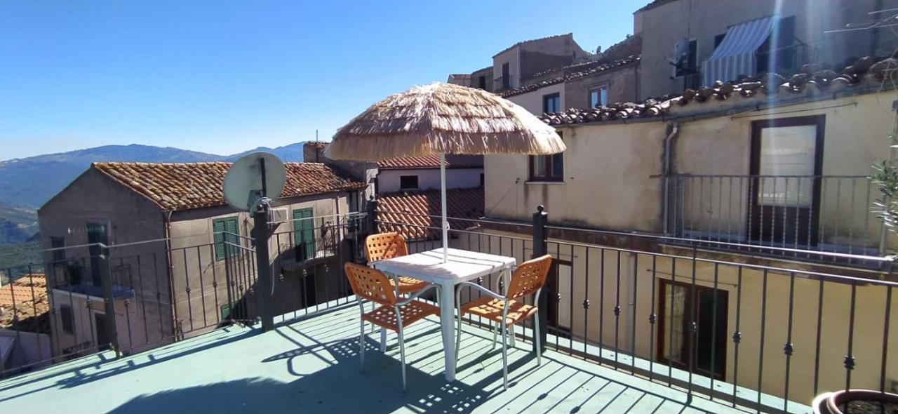 Maria Banana Guest House Pollina Dış mekan fotoğraf